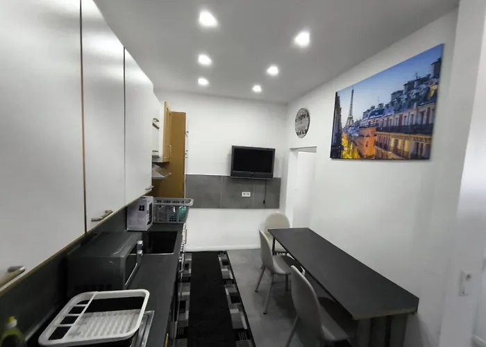 Ferien Und Monteurwohnung In